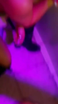 Het Eerste Glory Hole van mijn vrouw