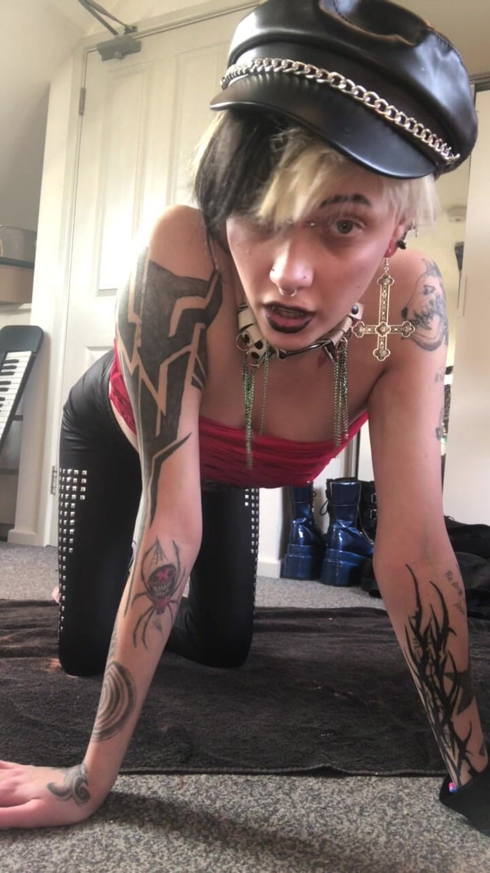 Glitterqueen1999: Goth Domme Laughs at Your Dick, Cucks You and Humiliates...