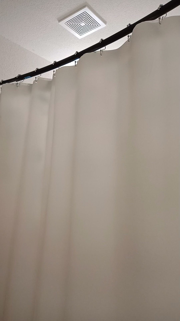 Brandon Lee: Sporty wodne, prysznic i róża