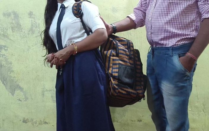 Mumbai Ashu: Indian Collage Girl Fucking in Teacher