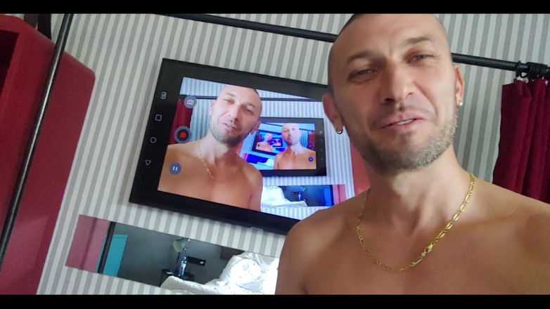 Boy jerking off: 샤워 시간