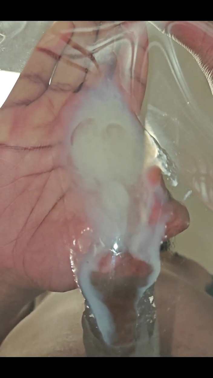 NANDgasm: 버킷과 클리어 플라스틱으로의 추가 실험으로 정액이 생성되었습니다.