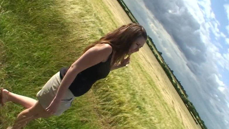 Digi Creationsxxx: British slut gives BBC bj to a stranger outdoors
