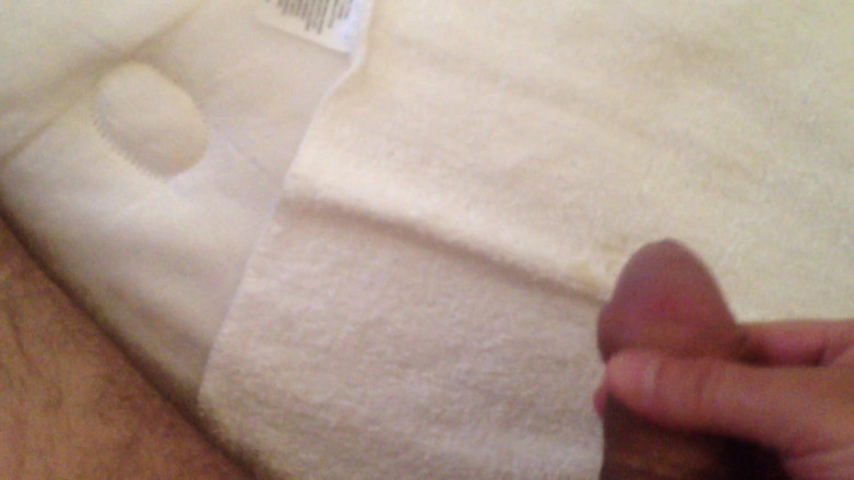 Porncabaret - gay: Jacking off my hairy dick with cum shot