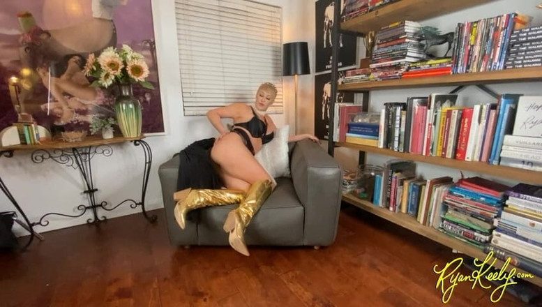 RyanKeely: Stiefmoeders sletterige vriend haalt je klaar - Joi - Ryan Keely