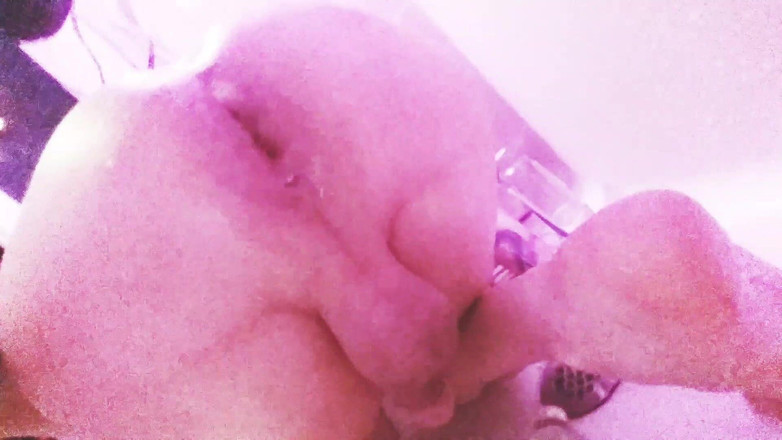 Tiffany Ciskiss: Şişe alt anal delikli kadın kılıklı