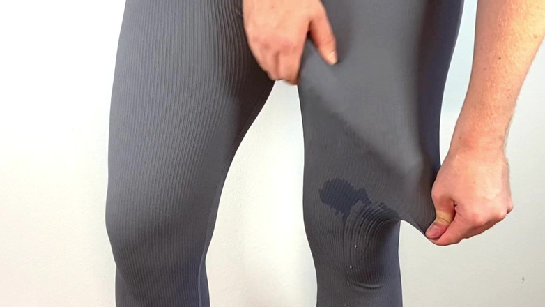 Lucas Nathan King: बड़े लंड के हाथ पैंट में मुफ्त वीर्य निकालना