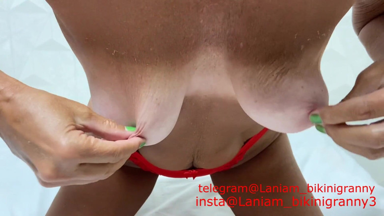 Ladyloveyoung60: Old lady the most effective way to masturbate massage real...