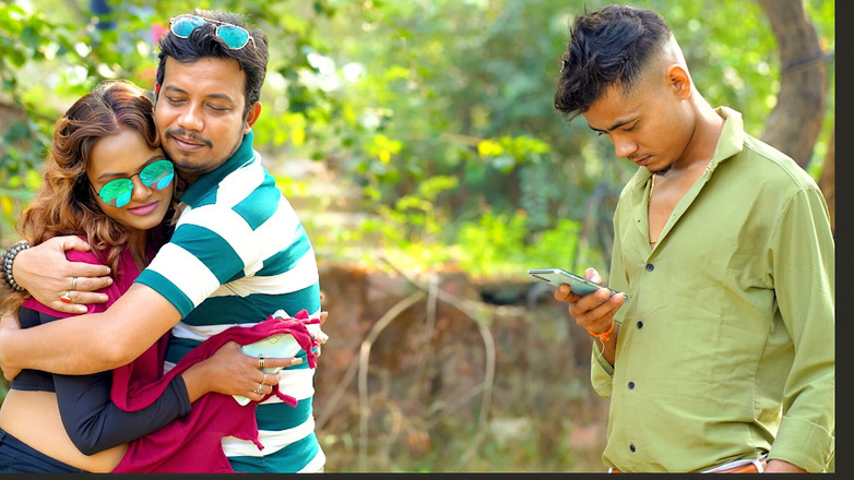 BabyTina2: 村の少年が友人の彼女と激しいセックスをし、彼女の膣を犯した