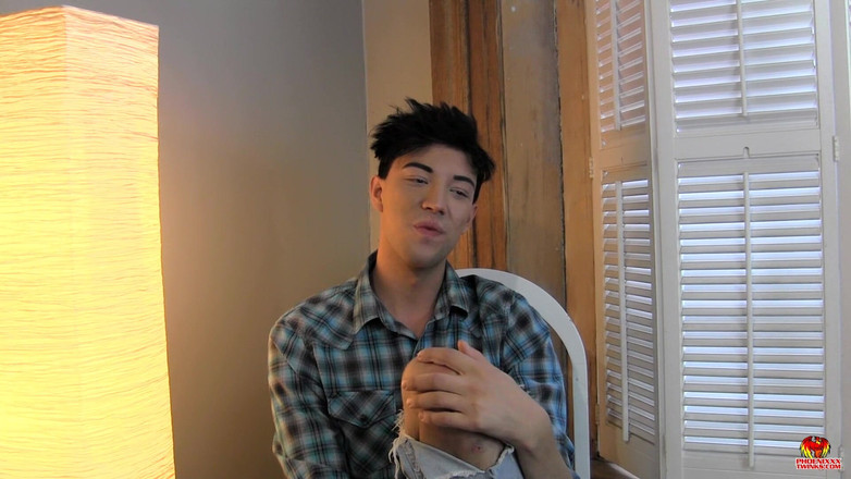 Phoenixxx: Sexy Jake abia a început