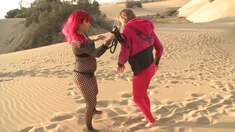 Hunterotic: Lesbian Dunes Pony Riding Mega Extreme