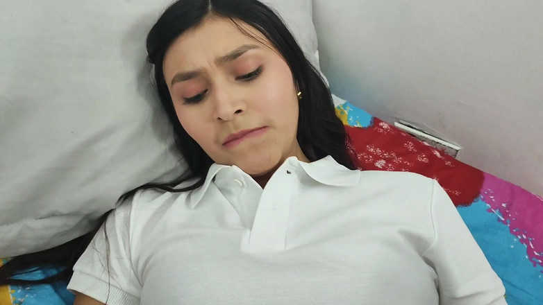 Teen sex 66: Tatăl meu vitreg mă oprește și nu mă lasă să merg...