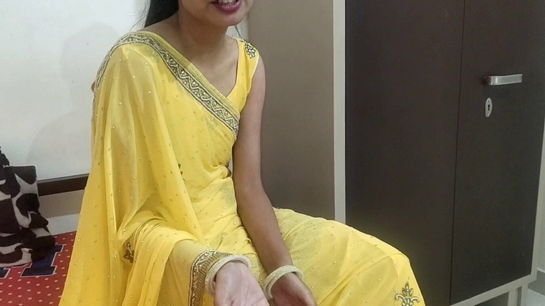 Saarabhabhi6: 義理の息子は家に帰ってきた義理の母を捕まえて犯しました-汚いヒンディー語のオーディオで義理の母を犯した