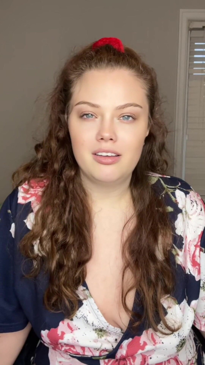 Dirtysecret: 继母 第一人称视角：比较你爸爸的大鸡巴和你的大鸡巴