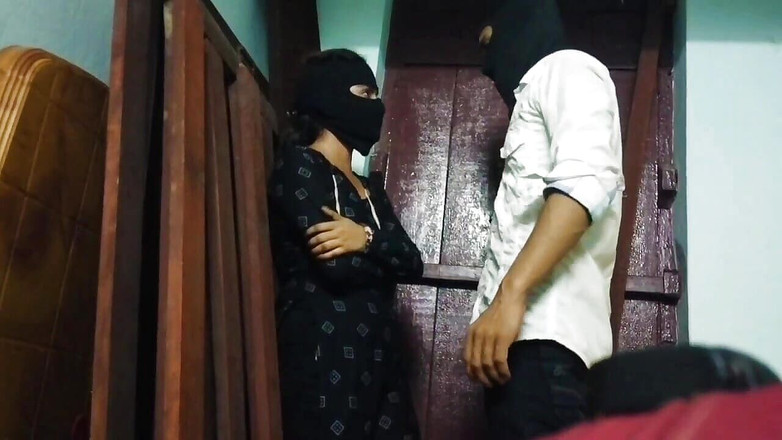 Fantacycutting: Questa ragazza pazza scopa il suo ragazzo