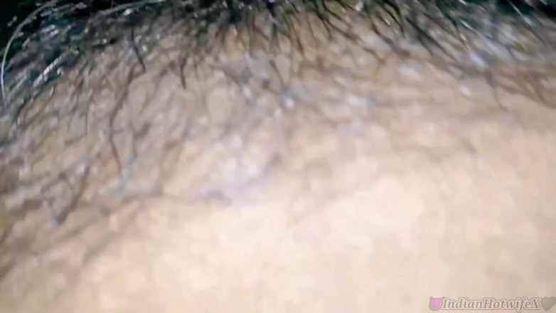 RenuRaj: 泰米尔德西荡妇人妻的大胸部和毛茸茸的阴户被老板性交出轨 - indianhotwifex