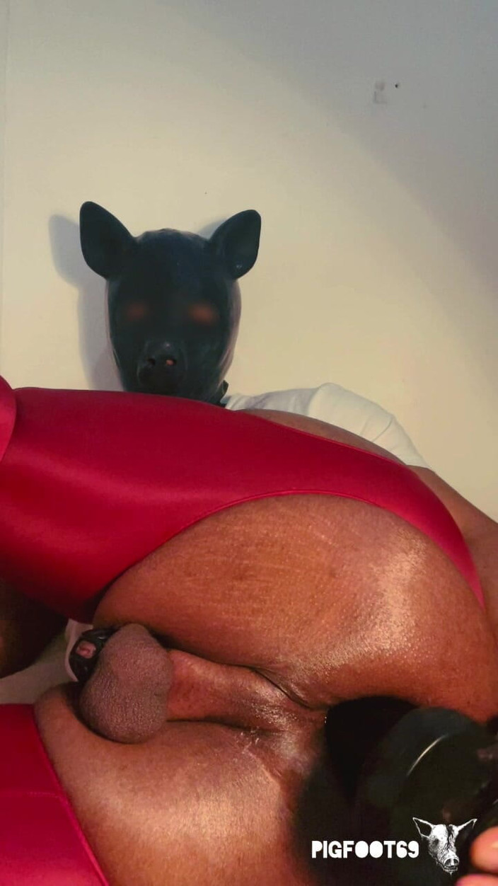 Xana_cd: Bitte steck einen sehr dicken Schwanz mit leine in meinen...