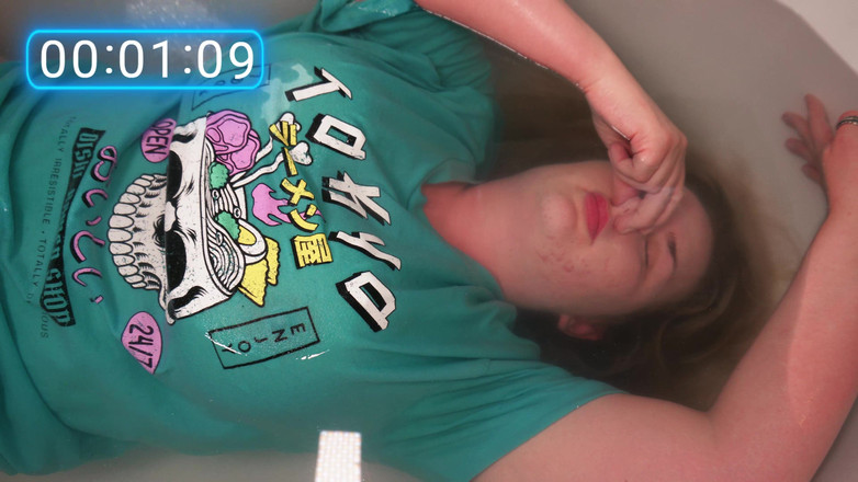 JessieHH: Sfw segurando minha respiração debaixo d'água desafio 4k 60fps grátis