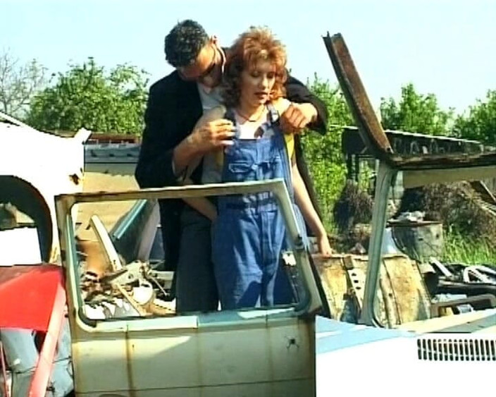 German's MILF: Signora selvaggia dalla germania penetrata in una sessione speciale all'aperto