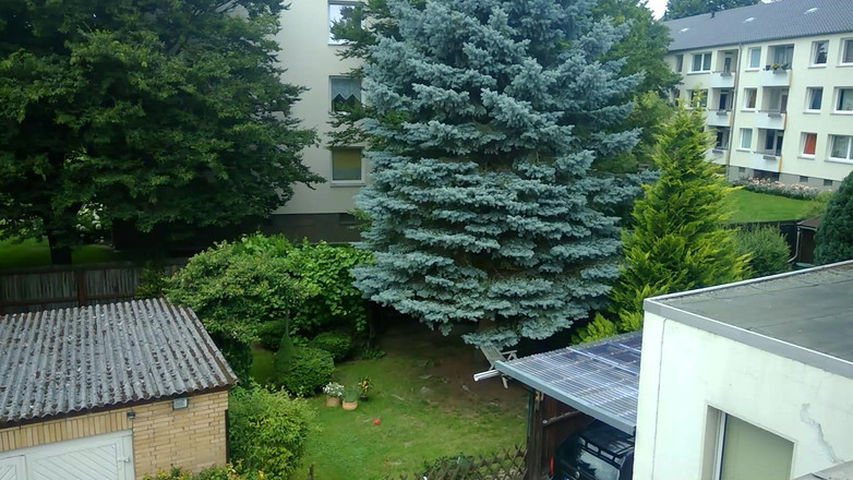 Annabelle Rogers: Обнаженная и играет с киской из окна