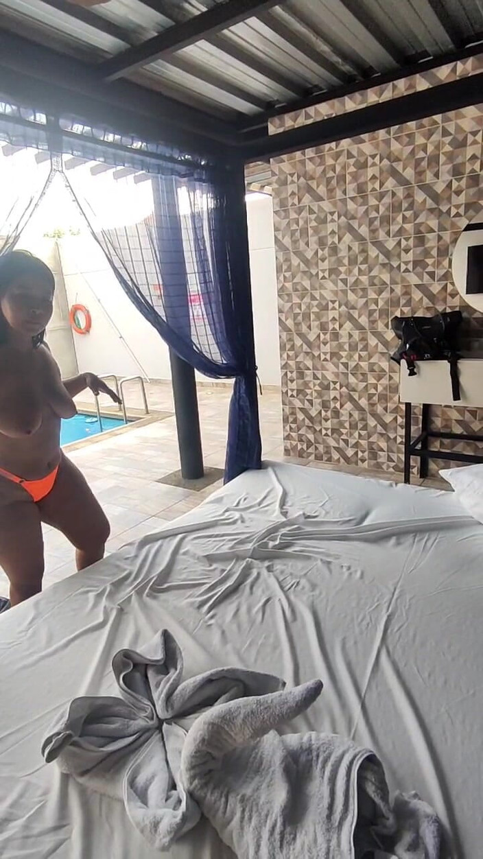 Crisanto999: Mit meiner MILF im hotel