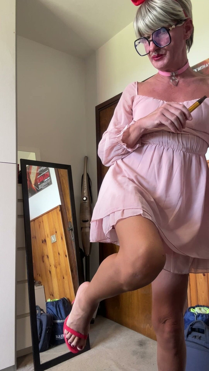 Andreina Naty: Andreina in Fetish Stockings