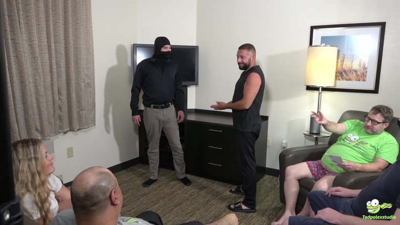 TadpolexStudio: Wisconsin Tiff fickt die impro-klasse