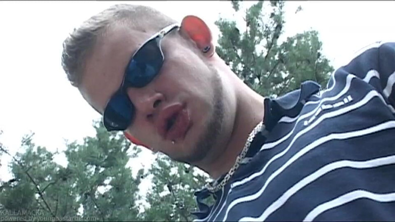 Young Bastards: Punk nakal digoyang dalam hutan