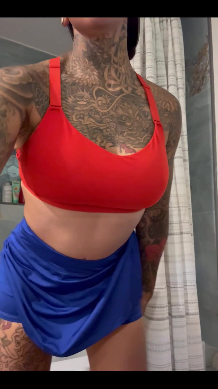 Celine Shore: ジムへ行こう