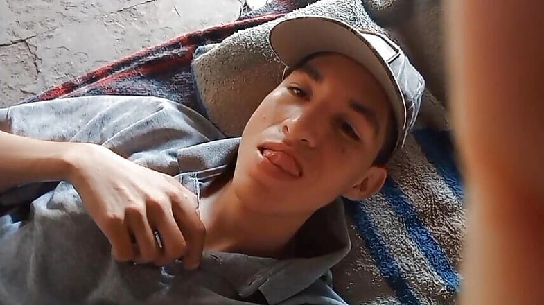 WolfGV: Uno che mostra la mia piccola faccia