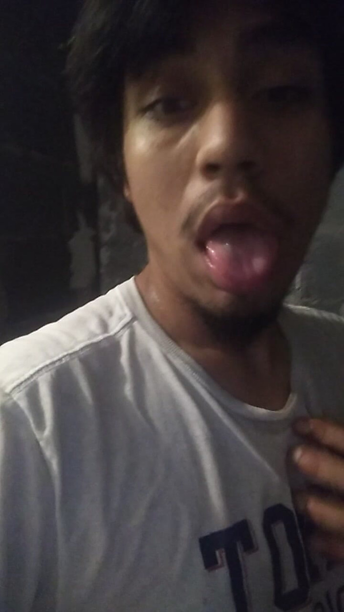 AlexAlejandro13: Il mio cazzo è molto grande