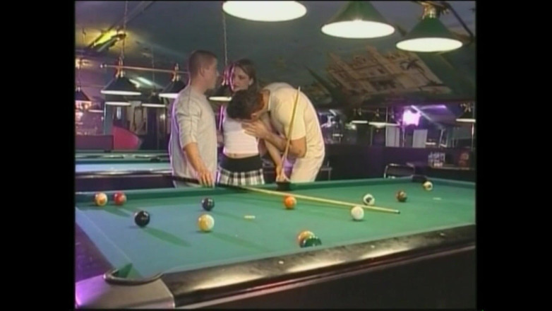 MUSCHI TV - our best full movie: Двойные лесбийские проникновения и секс в задницу