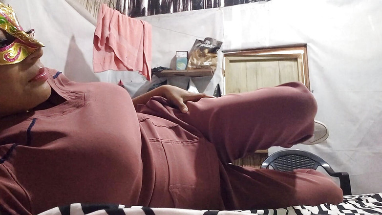 Martin13: 我等了几个月，今天我的愿望实现了 - 与我的胡子继子的美味性爱