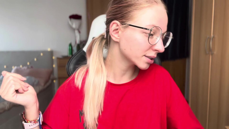 Goddess_Bella_Rae: Perché ogni (reale) uomo dovrebbe avere 4 mogli!