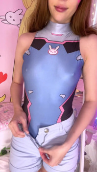 Naughty Dva Cheeks