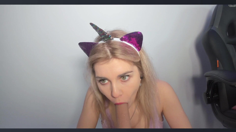 Misty Phoenix: Sucking Unicorn