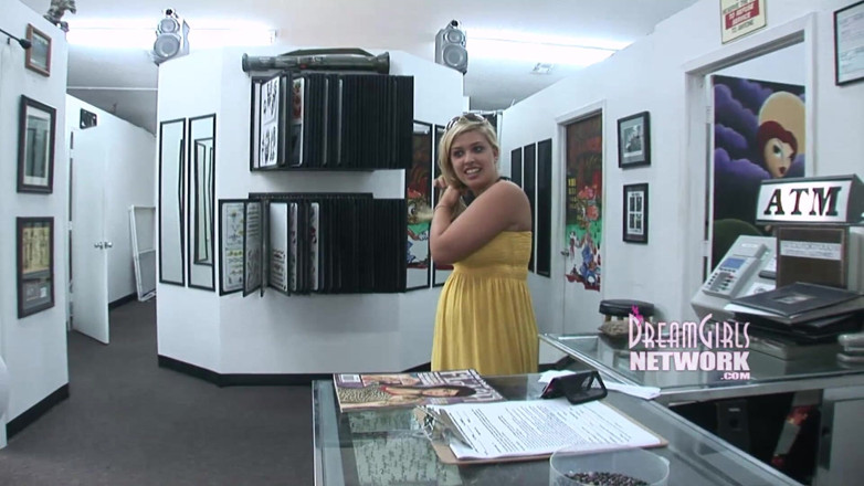 Dream Girls: Big natural tits get pierced