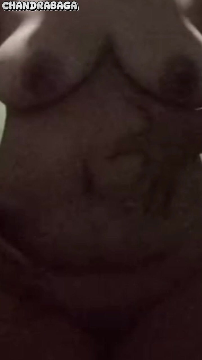 Claraidn: Ahhhhhh minha querida venha aqui eu sou tão tesuda lambendo...