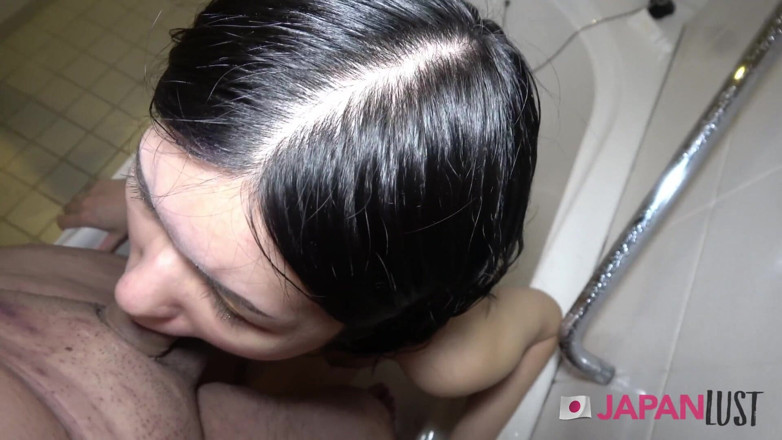 Japan Lust Gold: Hot Asian Girl Kneels for a Deep Blowjob, Then Spreads...