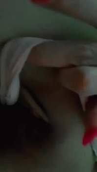 Mostrando Mis Grandes Tetas