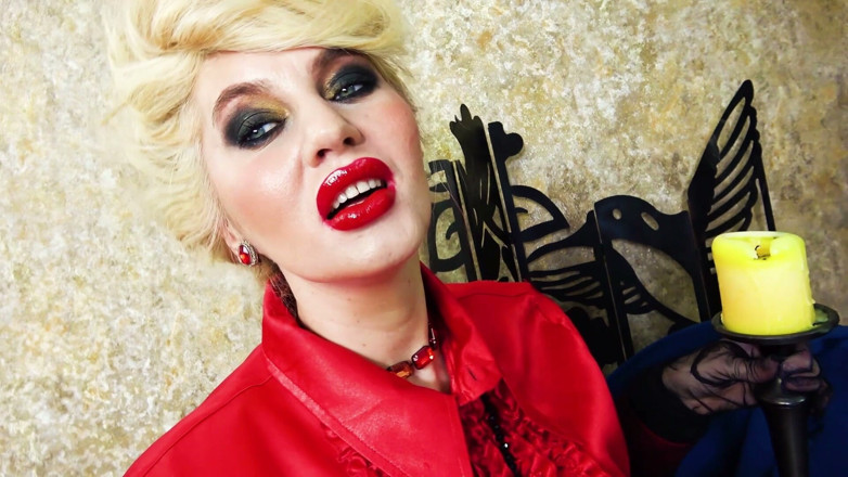 Goddess Celine: Baisers de rouge à lèvres d’Halloween