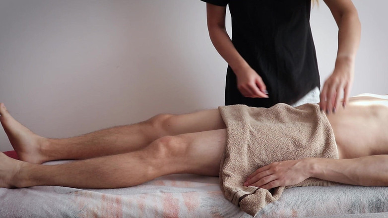 HotCoupleTeam: Chodím na masáže pravidelně, ale tohle je poprvé, co jsem...