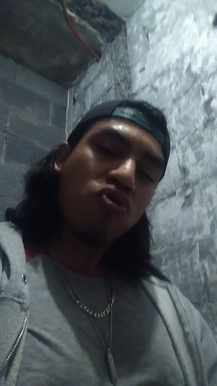 AlexAlejandro13: Sekarang zakar saya lembik dan kelihatan seperti masih besar