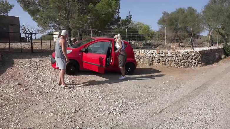 German Homemade: O curvă blondă sexy din Germania se bucură de un...