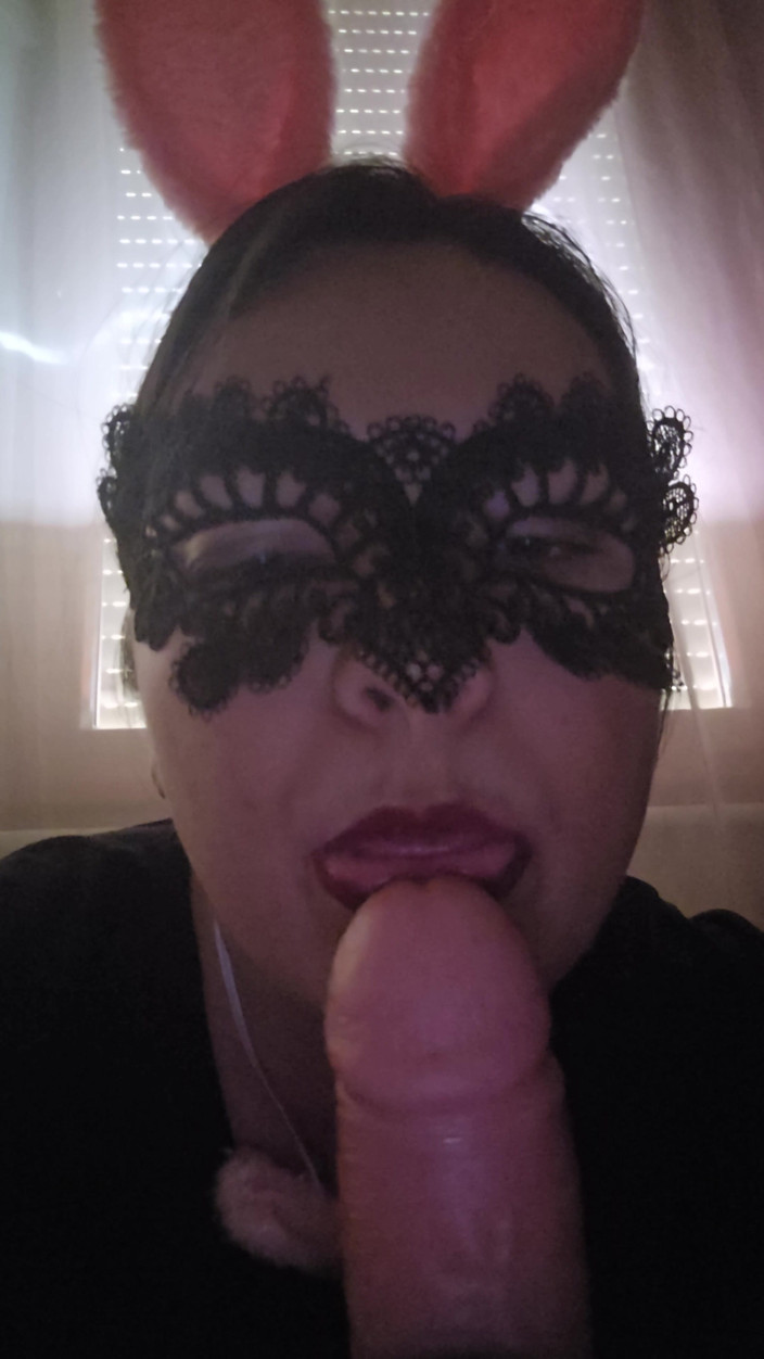 Sexybutterfly123: Oral, Masturbation, Dildo