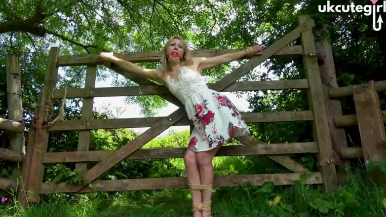UKCuteGirl Lucy Lauren: Damsel Tied to Gate Crucifix Bondage &amp; Ballgagged