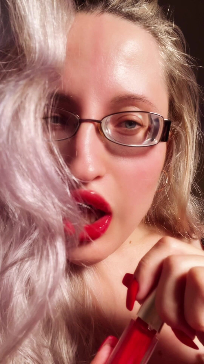 FinDom Goaldigger: Perfektní rty Red Lip Gloss Rtěnka Fetish Findom Goaldigger Závislost...