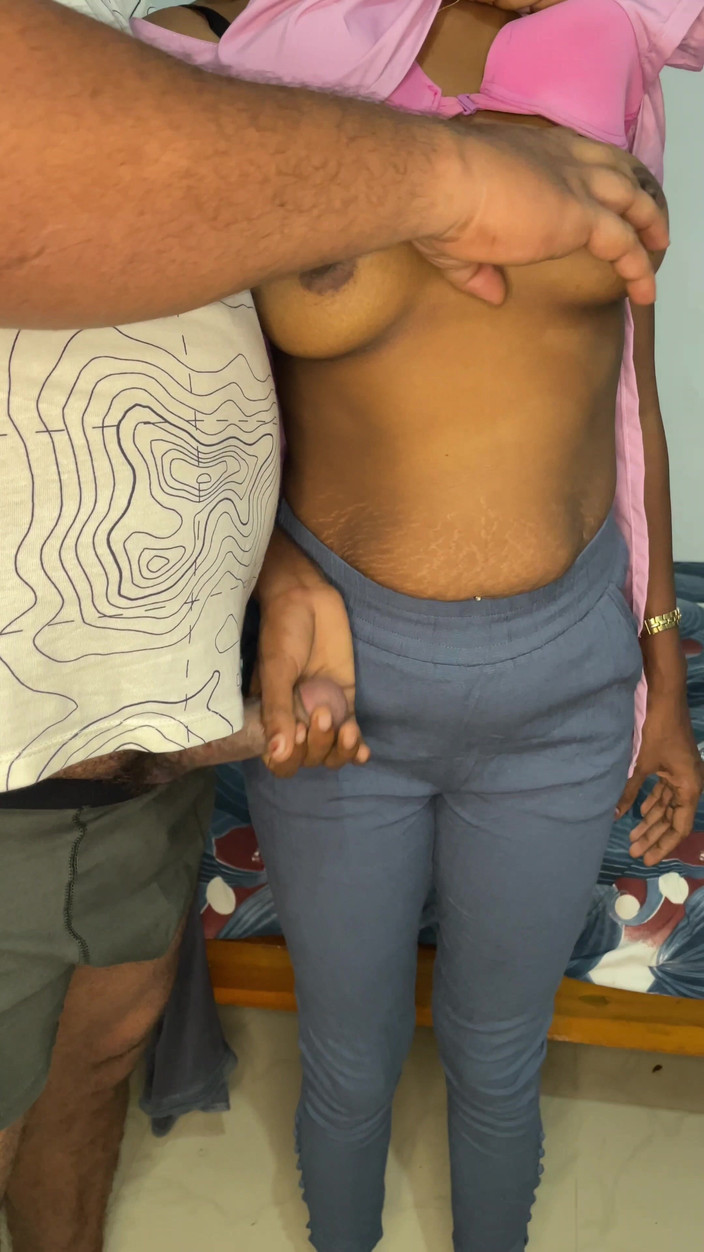 Desi girl riya: Desi Ấn Độ Mallu virgin nữ sinh viên lần đầu tiên thử quan...