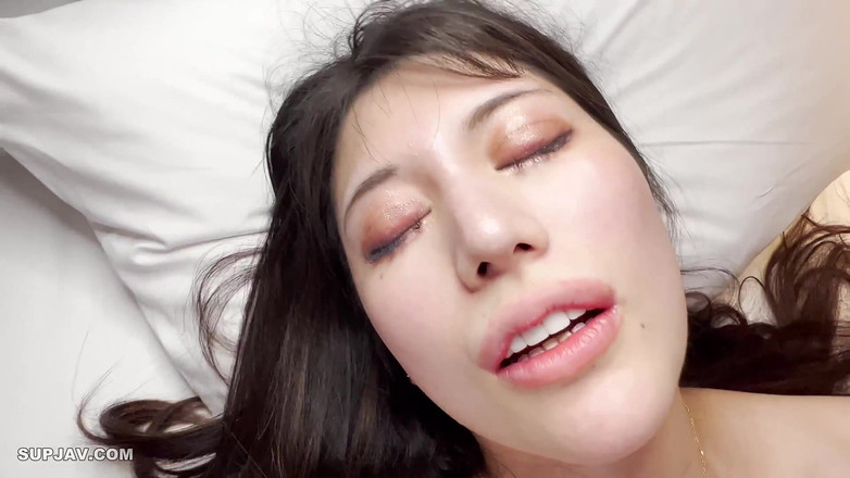 Sky Angel: 흑인 대물 자지에게 따먹히는 아시아 소녀