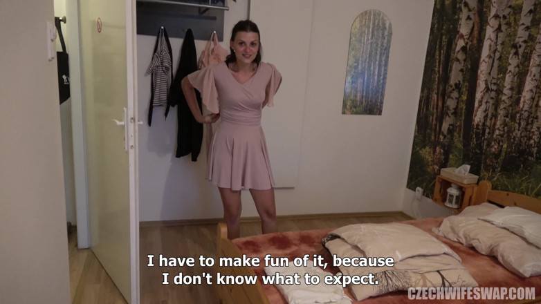 Czech Wife Swap: Tjeckisk fru swap 9 - del 4: gruppsex? Ja, låt oss bli stökiga!